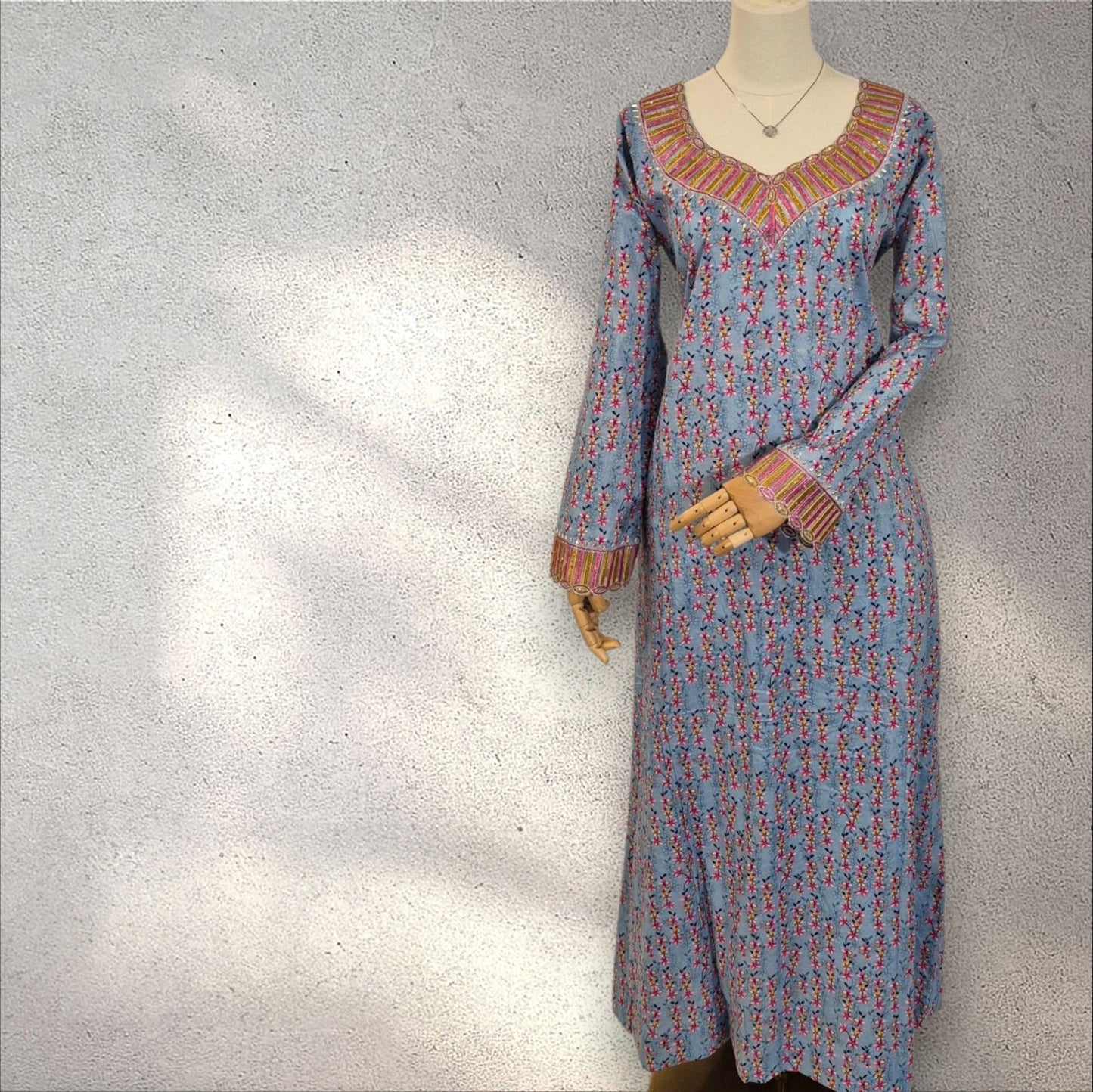Wild Indigo – Cotton Mukhawar