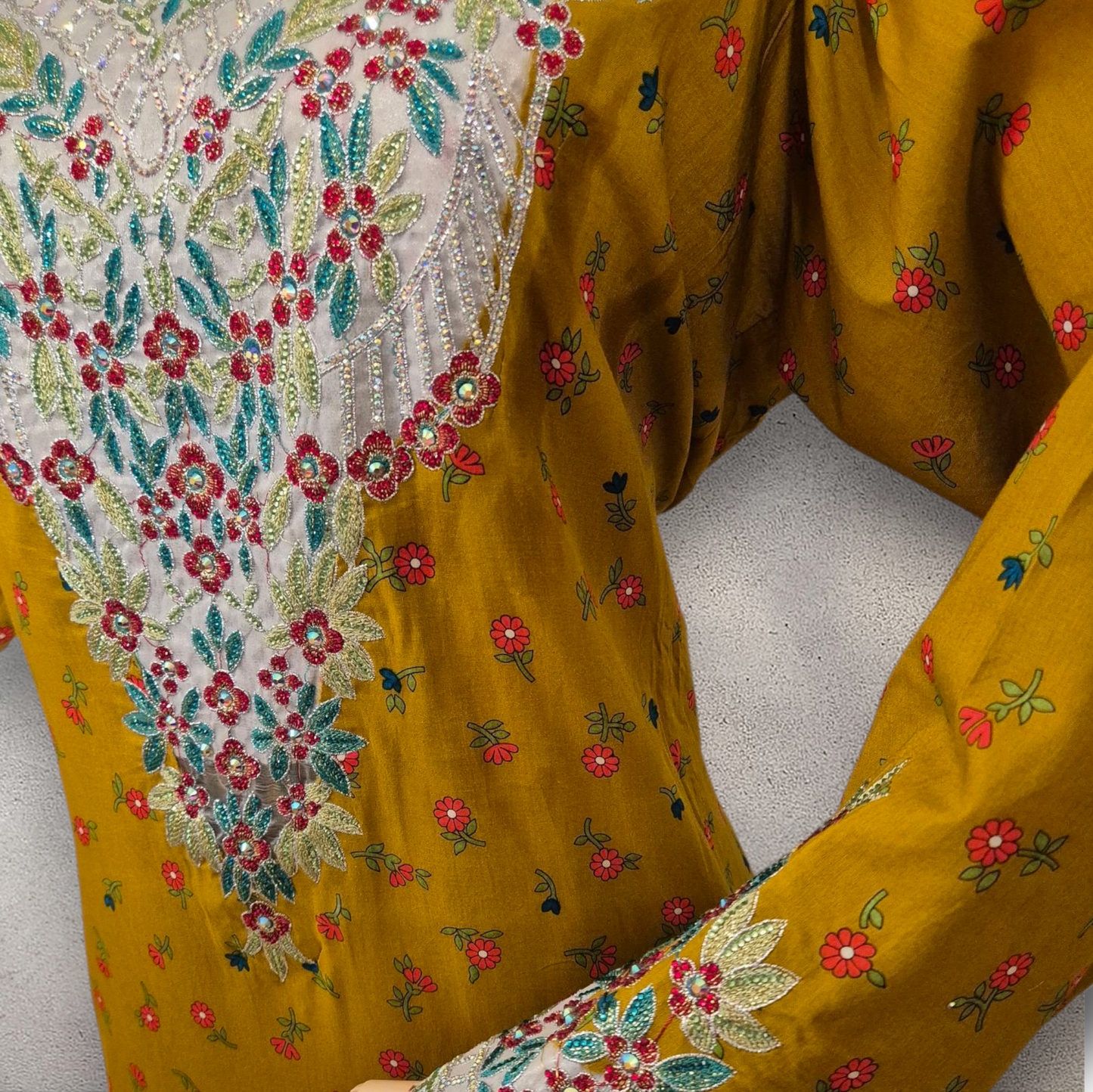 Zahra Harvest – Cotton Mukhawar