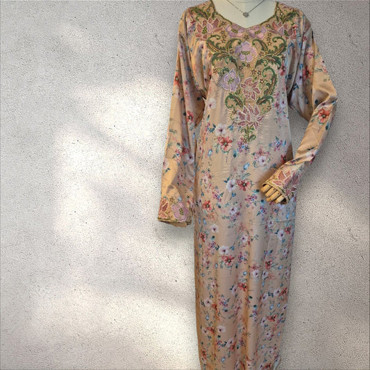 Blushed Meadow – Silk Mukhawar
