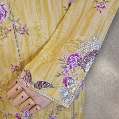 Saffron Bloom – Silk Cotton Mukhawar