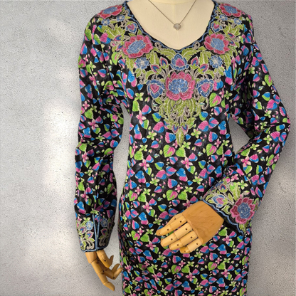 Midnight Petals – Cotton Mukhawar