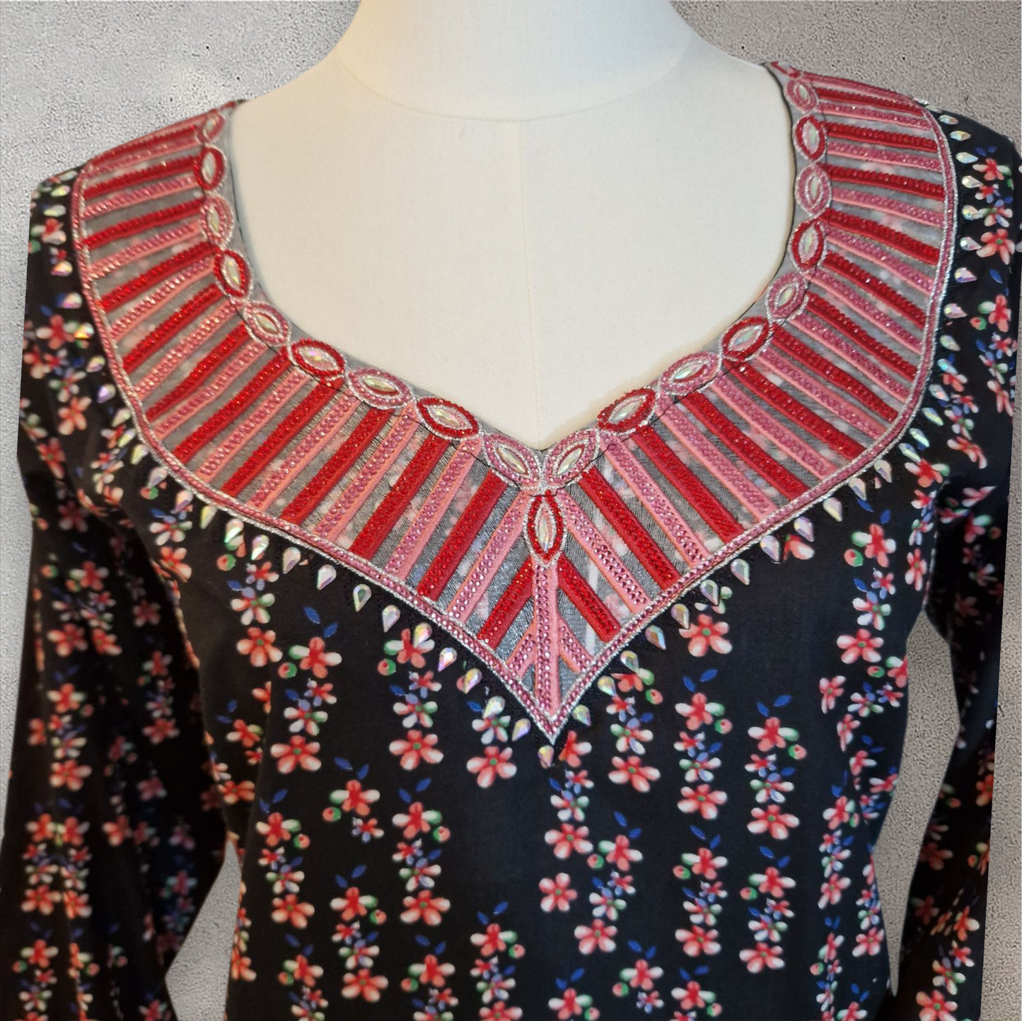 Midnight Vine – Cotton Mukhawar