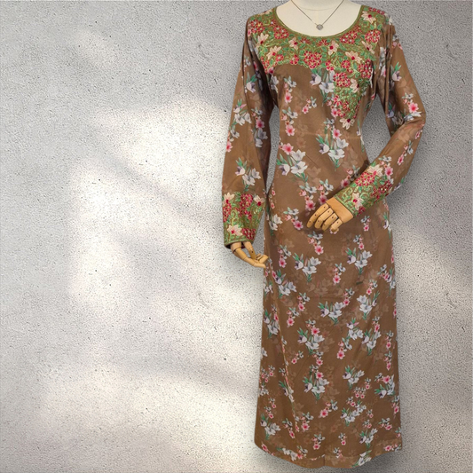 Desert Bloom – Cotton Mukhawar
