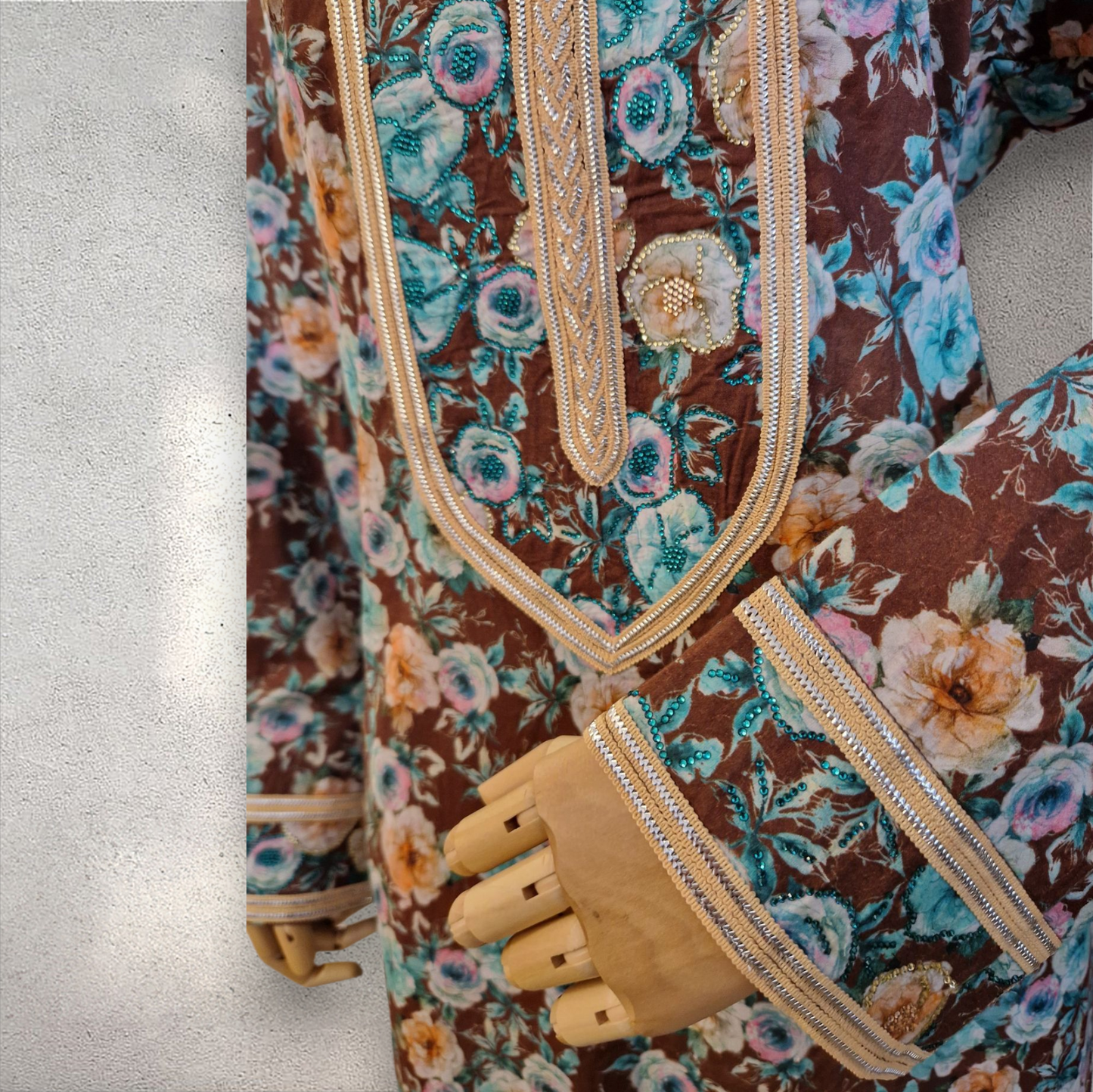 Hazelnut Bloom – Cotton Mukhawar