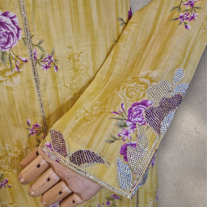 Saffron Bloom – Silk Cotton Mukhawar