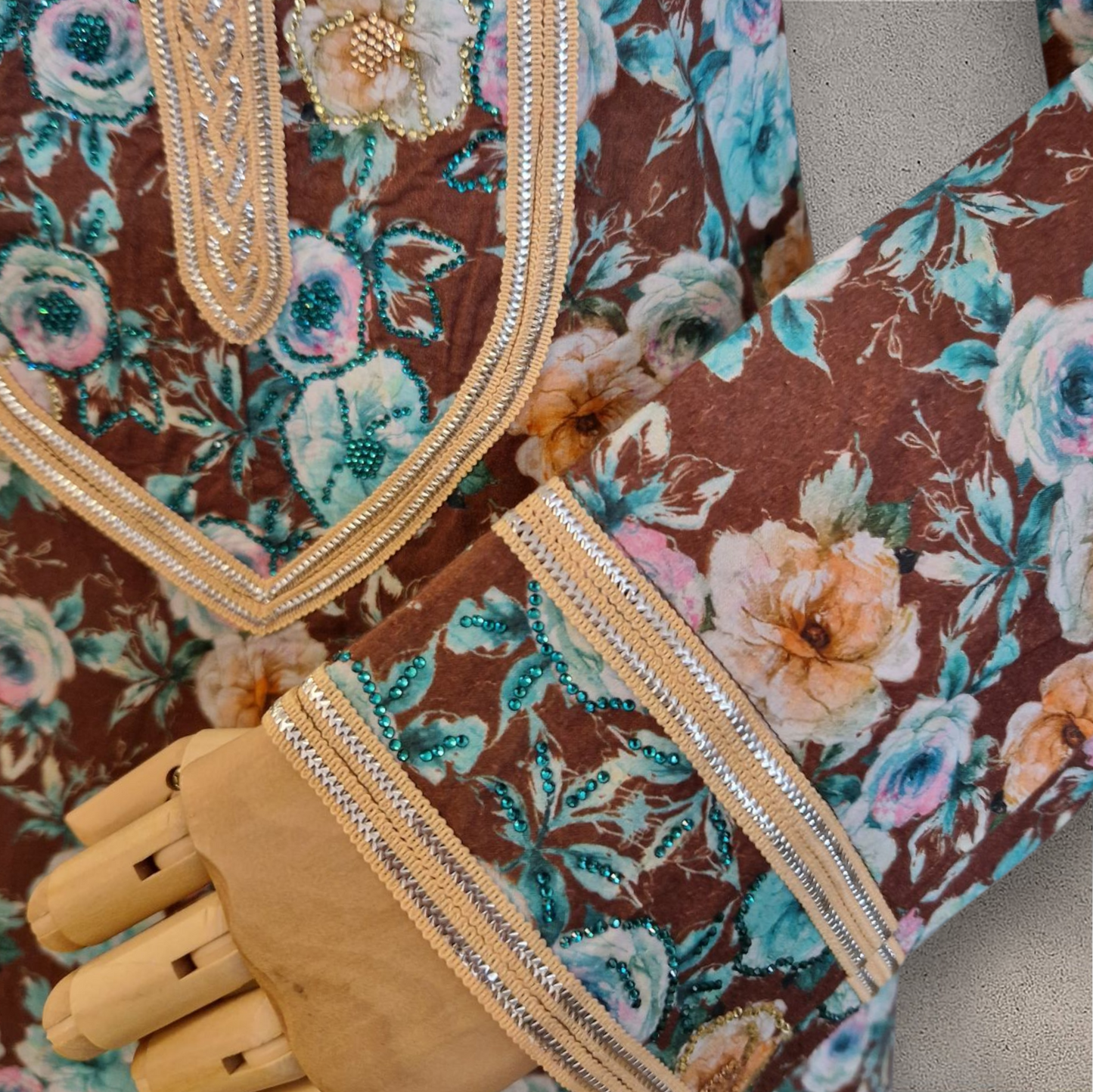 Hazelnut Bloom – Cotton Mukhawar
